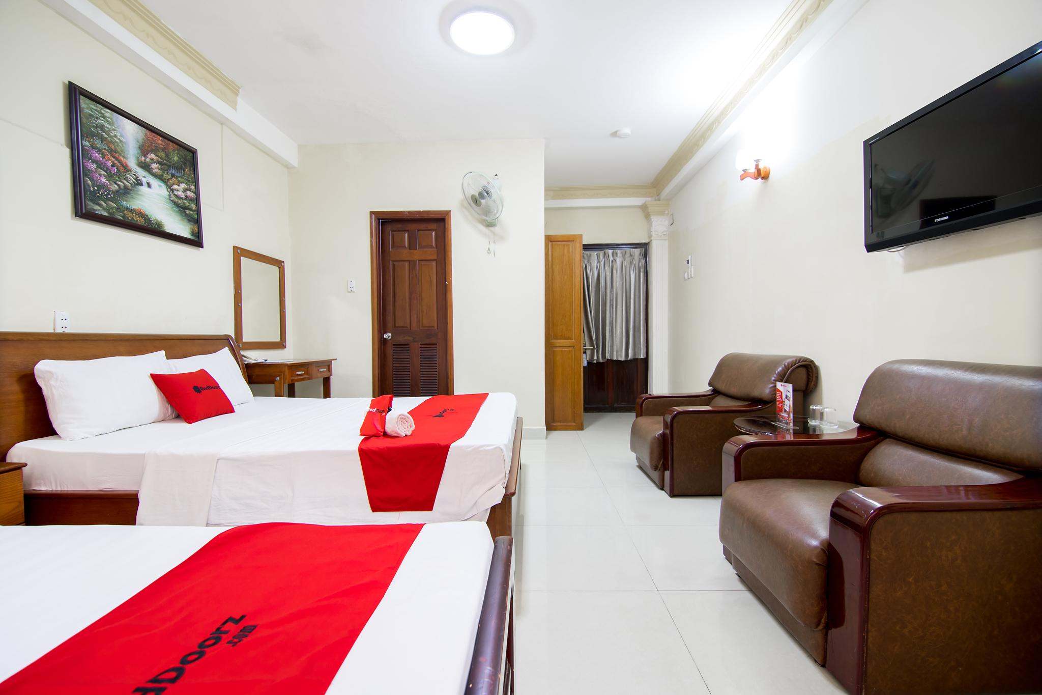 Reddoorz Plus @ Pham Ngu Lao 2 TP. Hồ Chí Minh Ngoại thất bức ảnh