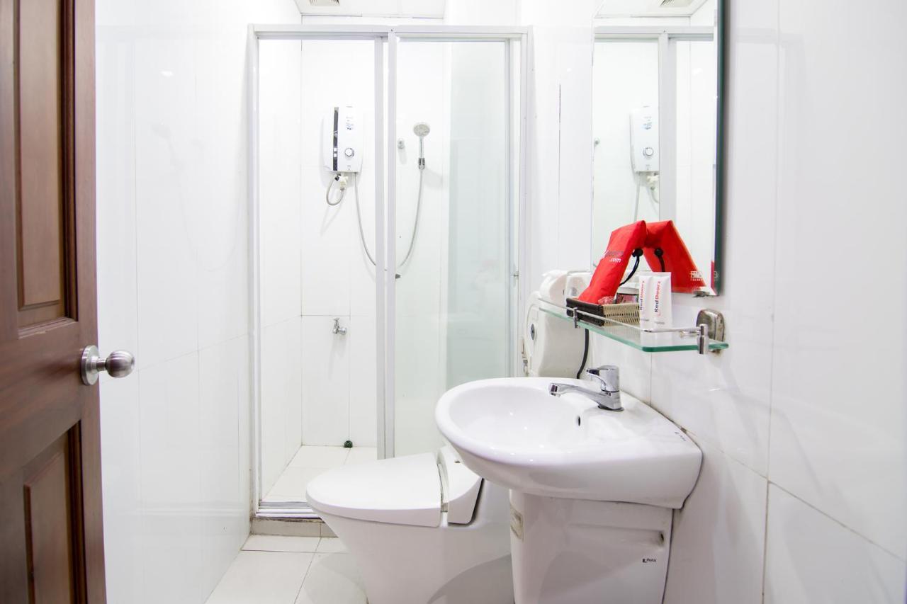 Reddoorz Plus @ Pham Ngu Lao 2 TP. Hồ Chí Minh Ngoại thất bức ảnh